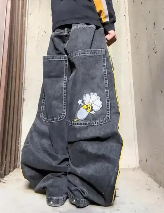 Vintage American High Street Embroidered Jeans with Black Pocket Patchwork Y2K Gothic Mens Denim Pants Fashion Hip Hop Wide Leg Womens Jeans 241007