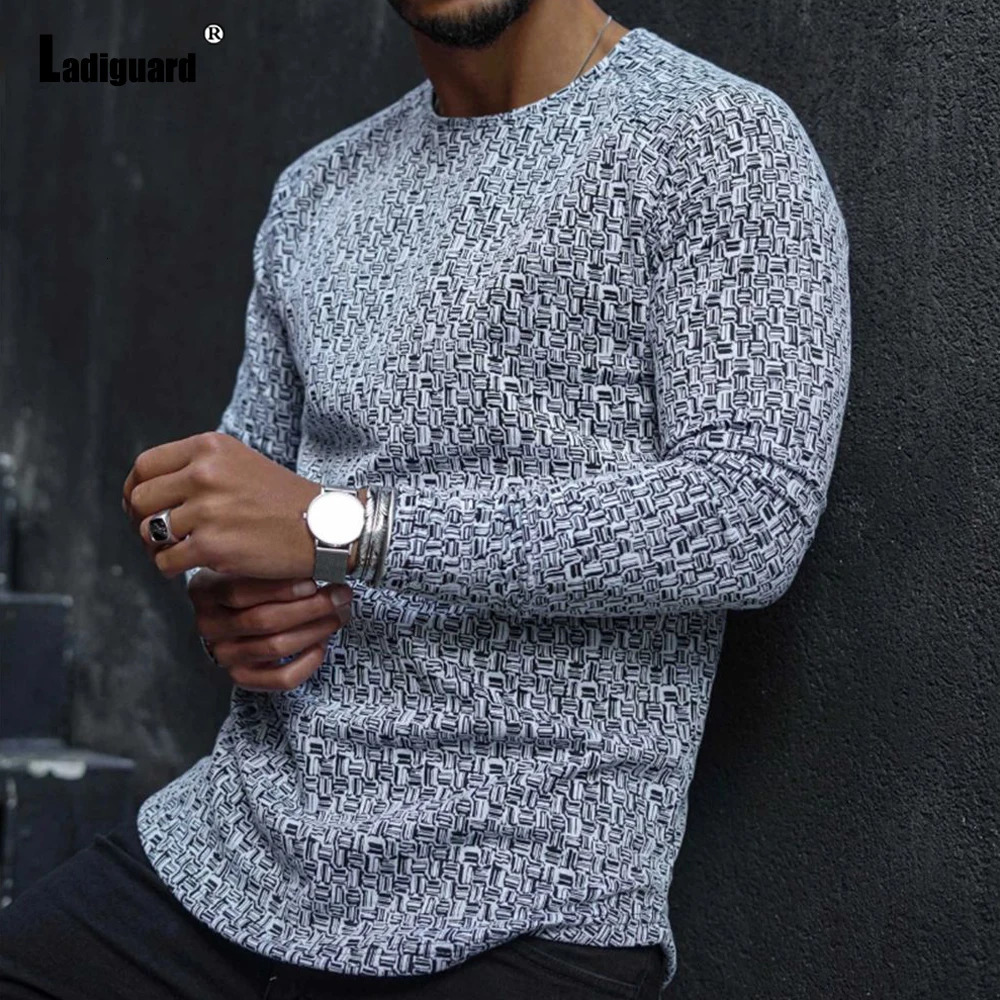 Plus size 4xl mens basic long sleeved fashionable striped T-shirt Masculinas autumn casual floral mens tight fitting T-shirt 241018