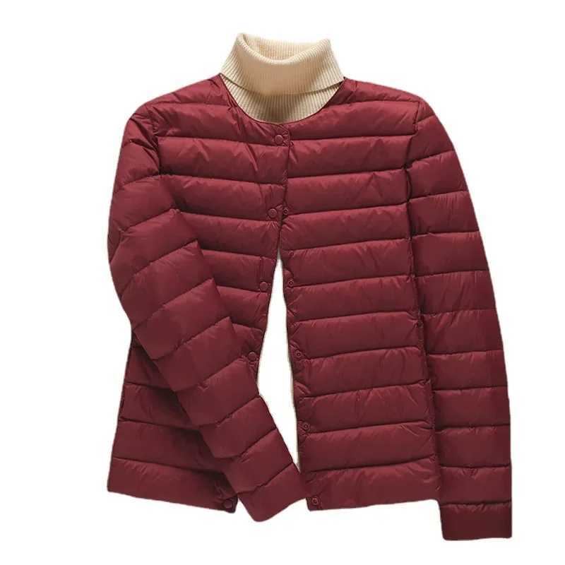 9 Color Women Puffer Jackets 90% Ultra Light Duck Down Women Matt Fabric Lightweight Coat Warm Female Windbreaker ParkaX241019