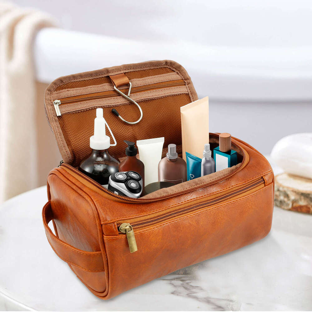 1Pcs Travel Toiletry Bag For Men Leather Water Resistant Toiletries Organizer With Handle Versatile Cruise Ship Essentials