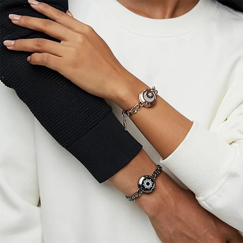 TOTWOO Long Distance Touch BrackeletsVibration Light up for Love Couples Brackelets 241018