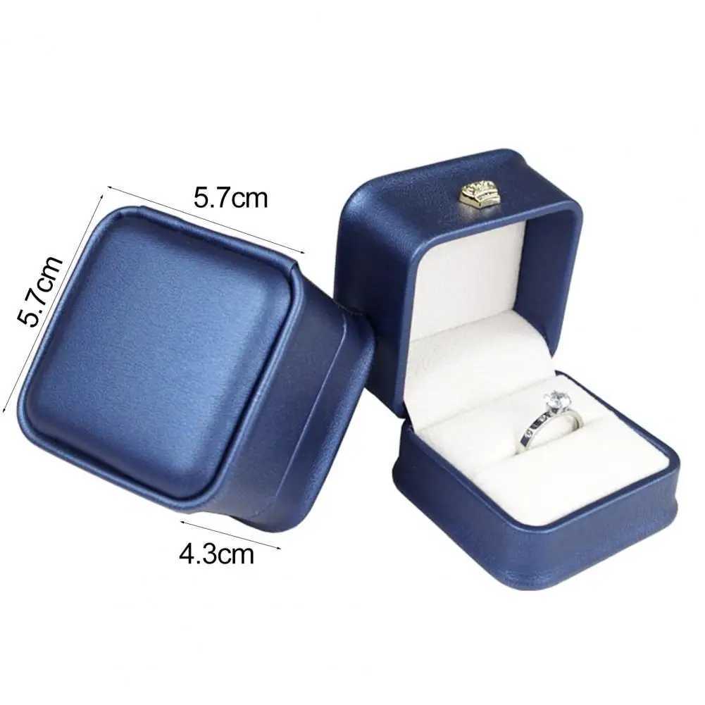 Engagement and Wedding Ring Box Square Velvet Bead Box Display Stand Couple Ring Box Gift Box Ring Display Storage W241019
