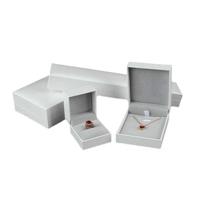 Best Leather Jewelry Ring Earrings Bracelet Pendant Necklace Gift Display Packaging Box Jewelry In Stock Storage Organizer W241019