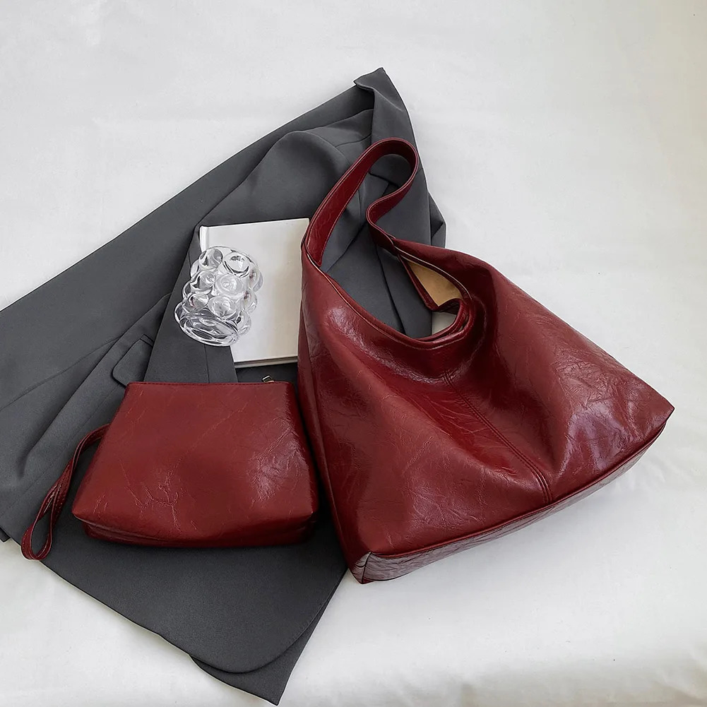Soft PU leather high-quality lingerie bag vintage wine red womens shoulder bag commuting handbag Bolso Mujer womens handbag 241018