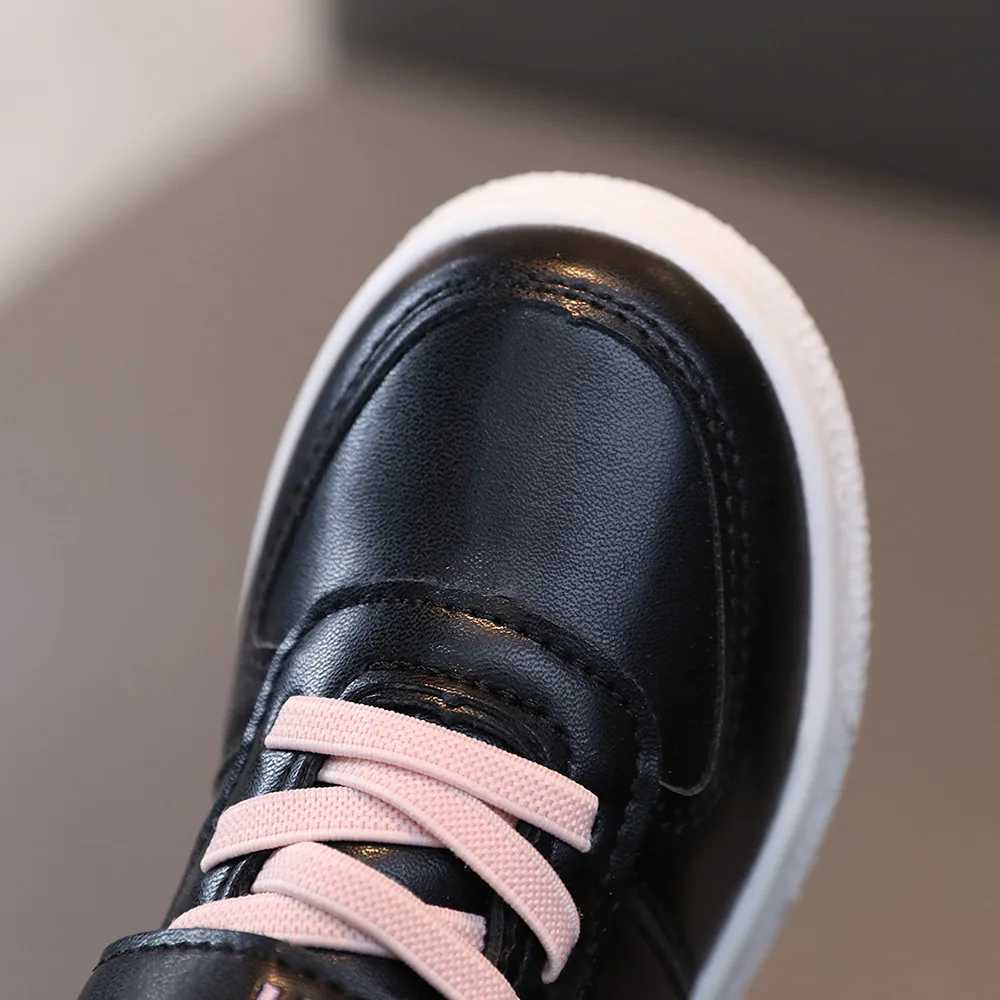 Athletic Outdoor Love Embroidery PU Leather Platform Shoes Childrens Casual Sports Shoes Round Toes Brand Designer Dad Sports Shoes H241019