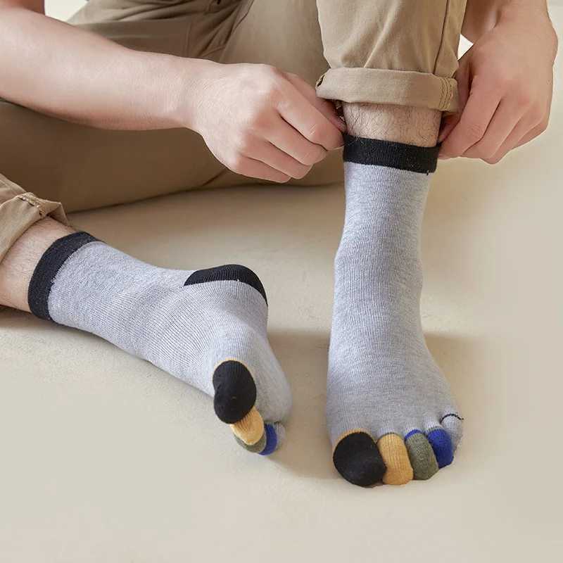 Fashion Men 5 Finger Cotton Tube Socks Autumn Winter Colorful Breathable Toes Sock Mens High Quality Sock Gifts For MenXJ241019