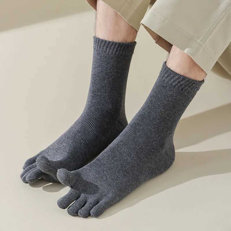 5 Pairs Large Thick Cotton Socks with Toes Men Women Autumn Winter Thermal Five Finger Sock Solid Color Warm Terry Loop HosieryXJ241019
