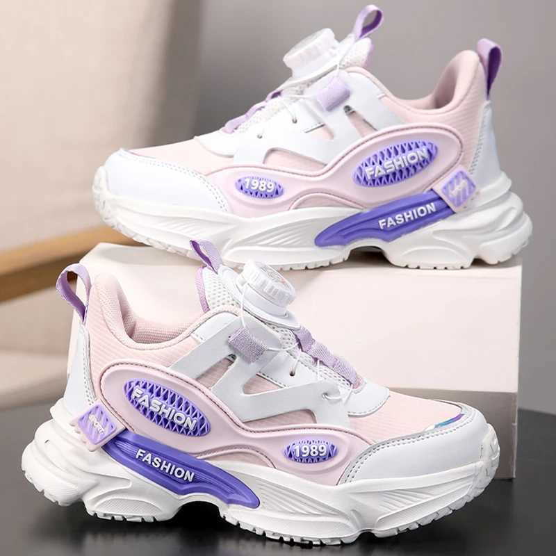Athletic Outdoor Childrens sports shoes comfortable and breathable mesh running shoes childrens sports shoes H241019
