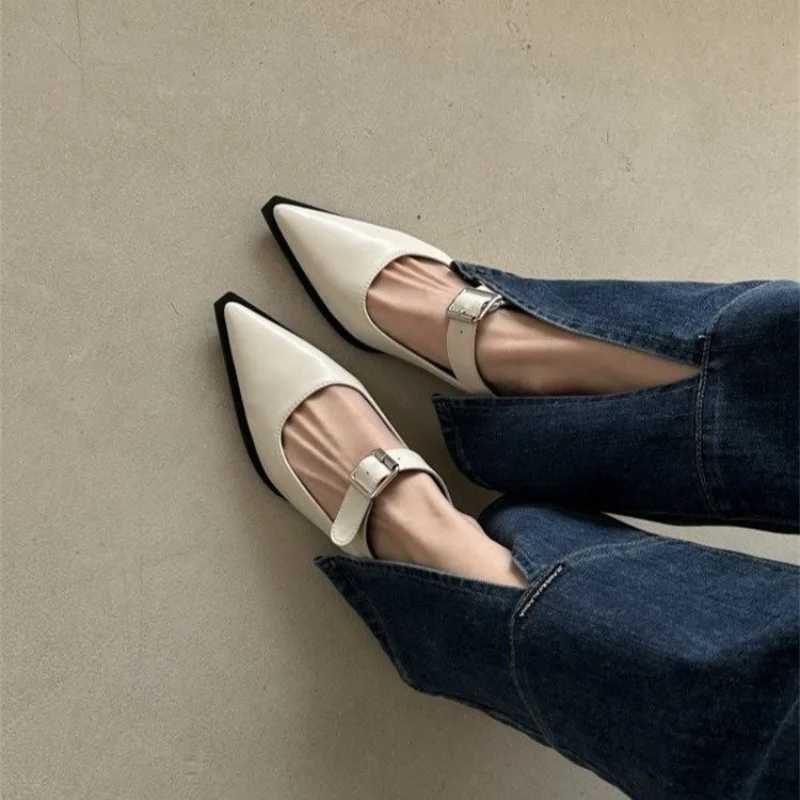 Ladies shoes will be launched in 2024 with fashionable and luxurious new styles elegant womens high heels square toe foot pumps solid color high heels
