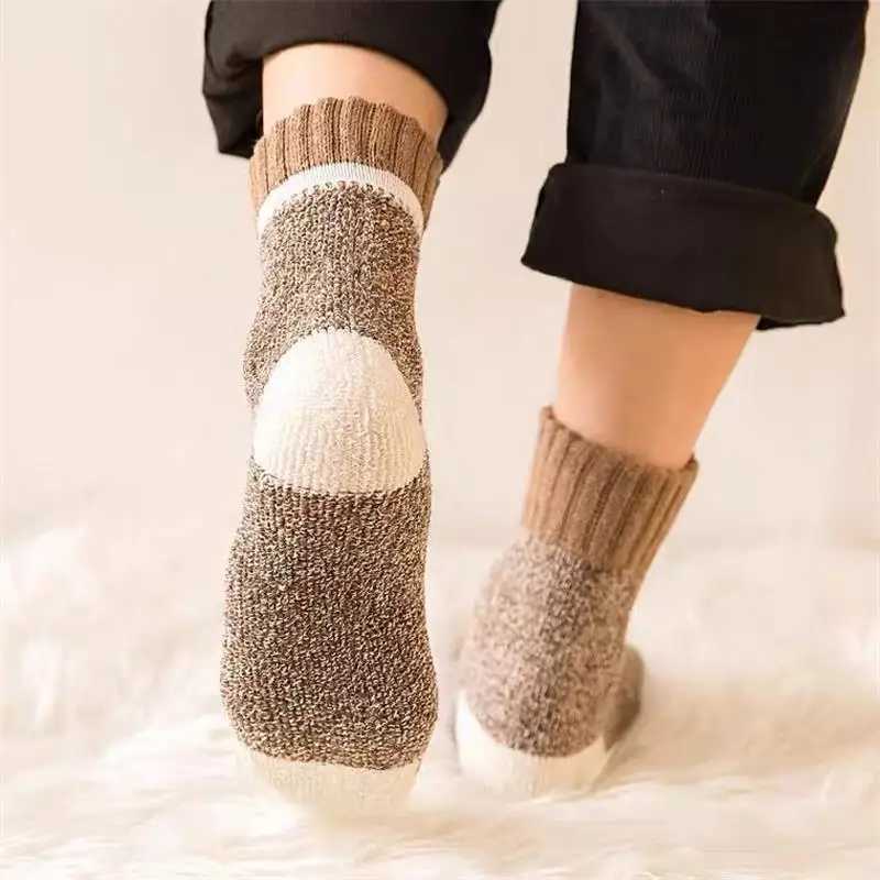 5pairs/Lot Mens Wool Socks Super Thick Terry Winter Warm Socks Fashion Style Mid Tube Socks Snow Socks High Quality Mens SocksXJ241019