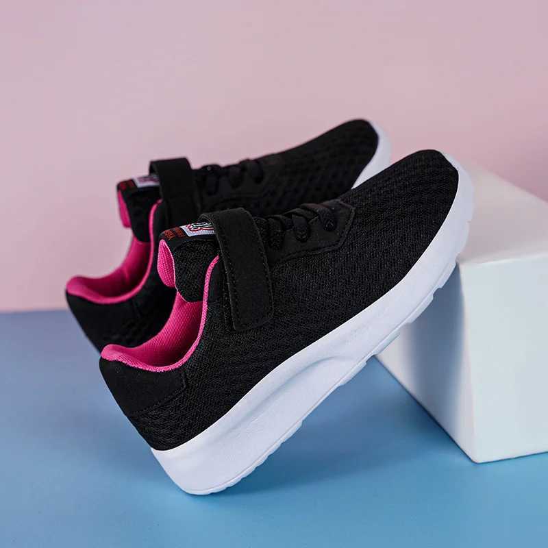 Athletic Outdoor 2024 trendy casual sports shoes suitable for both boys and girls flat bottomed lightweight breathable mesh shoes H241019