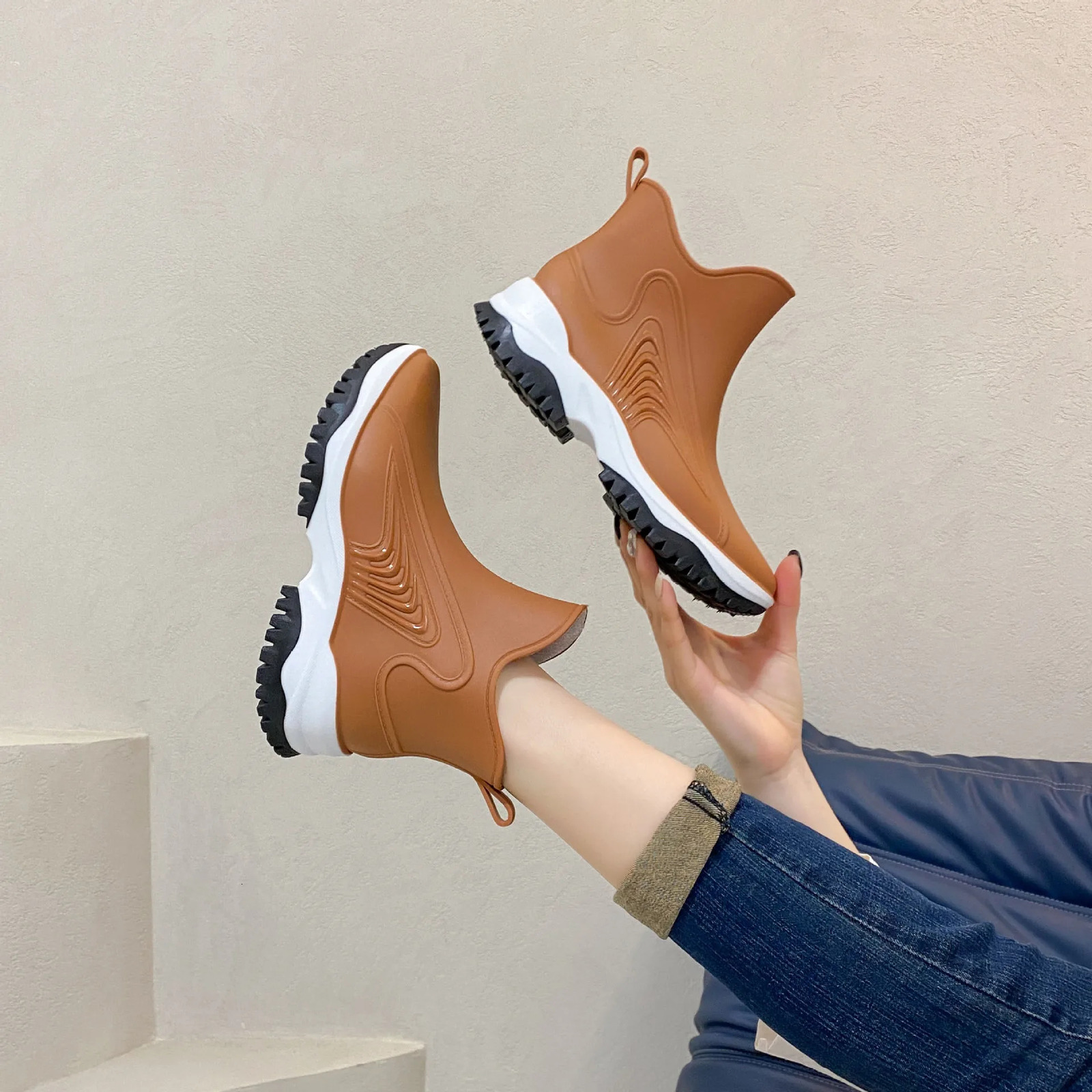 Women Rainboots Slip-on Waterproof Ankle Boots PVC Anti-Slip Spring Autumn Rain Shoes Platform Woman Fishing Rubber Shoes 241010