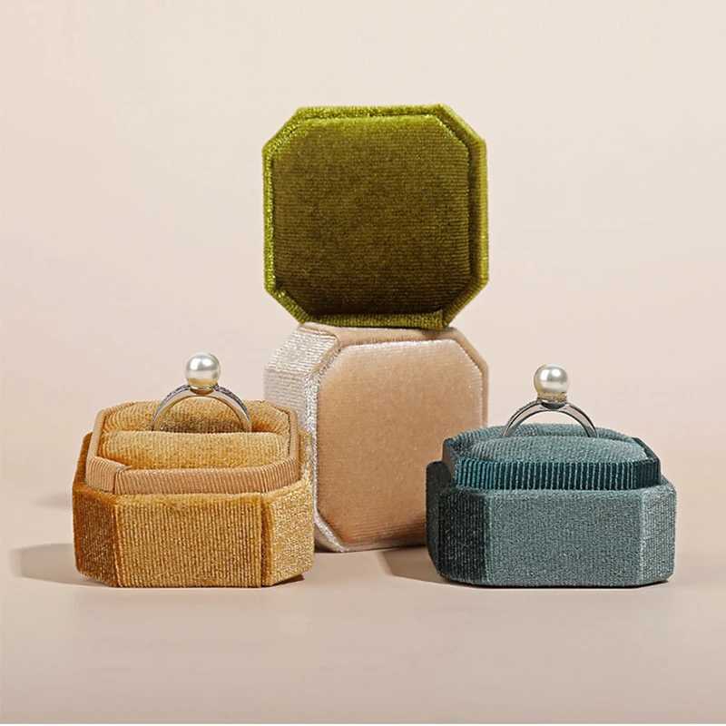 Retro octagonal square velvet single ring and double ring box with detachable headband earrings recommended as engagement gift W241019