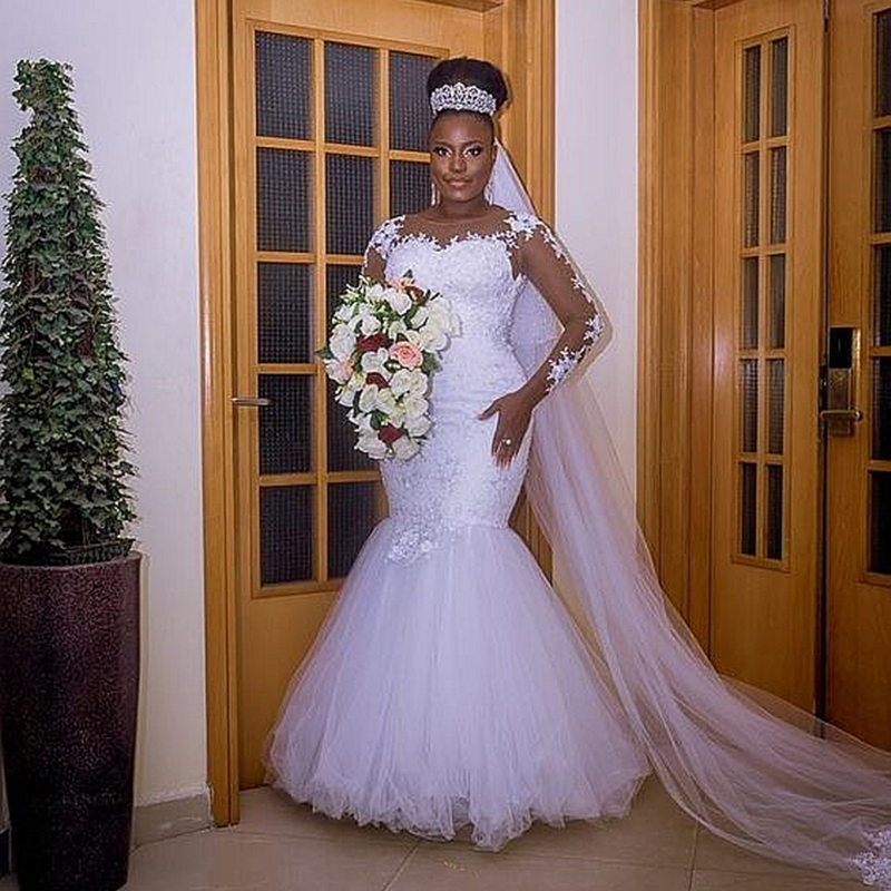 White Long Sleeves Mermaid Wedding Dresses Lace Appliques Floor Length African Bridal Gowns Sheer Crew Neck Tulle Vestido De Novia 2025