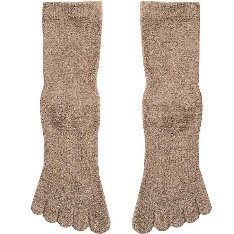 Winter Thickened Mens Medium And High Tube Five-finger Socks Separated Toe Warm High-top Business Coral Fleece Socks SetXJ241019