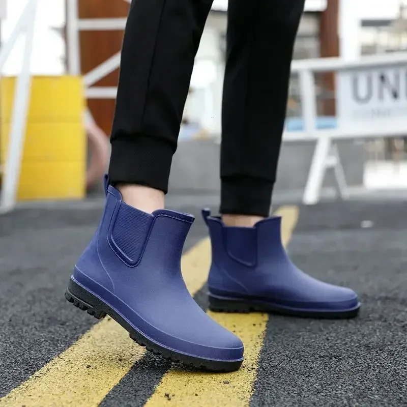 Wear-resistant Wellies Male Shoes Loafers Non-slip Mens Rain Boots Gum 2024 Outdoor Wide Toes Garden Adult Comfortable Water 241031