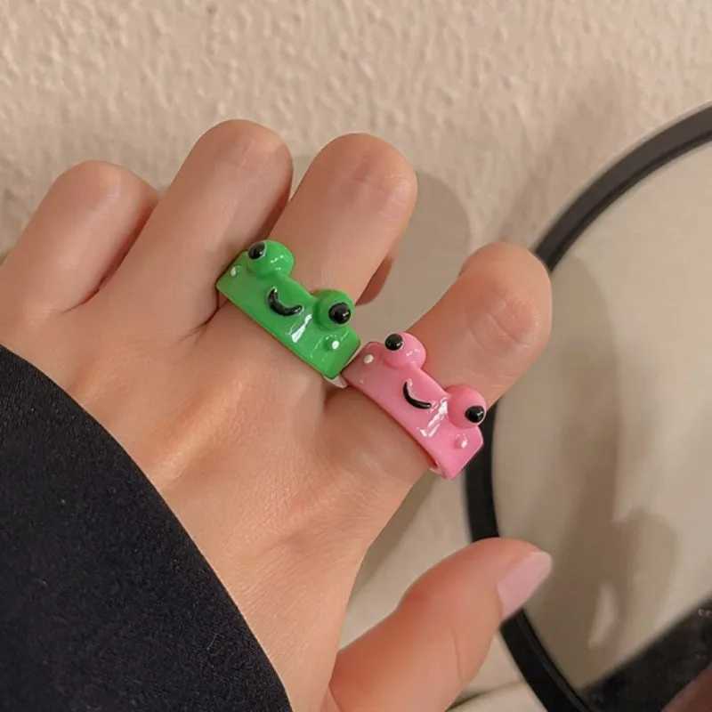 2pc Cute Frog Ring Lover Polymer Clay Resin Acrylic Ring Female Couple Travel Ring Summer Fashion Animal Jewelry Gift Y241019