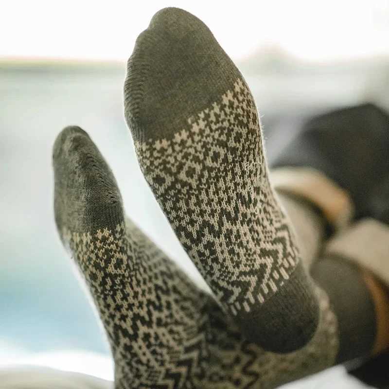 Maden Amekaji Crew Socks Vintage Patterns Winter Mens Knitted Socks Thicken Warm Men Retro Style Fashion For Snow Boots 2023XJ241019