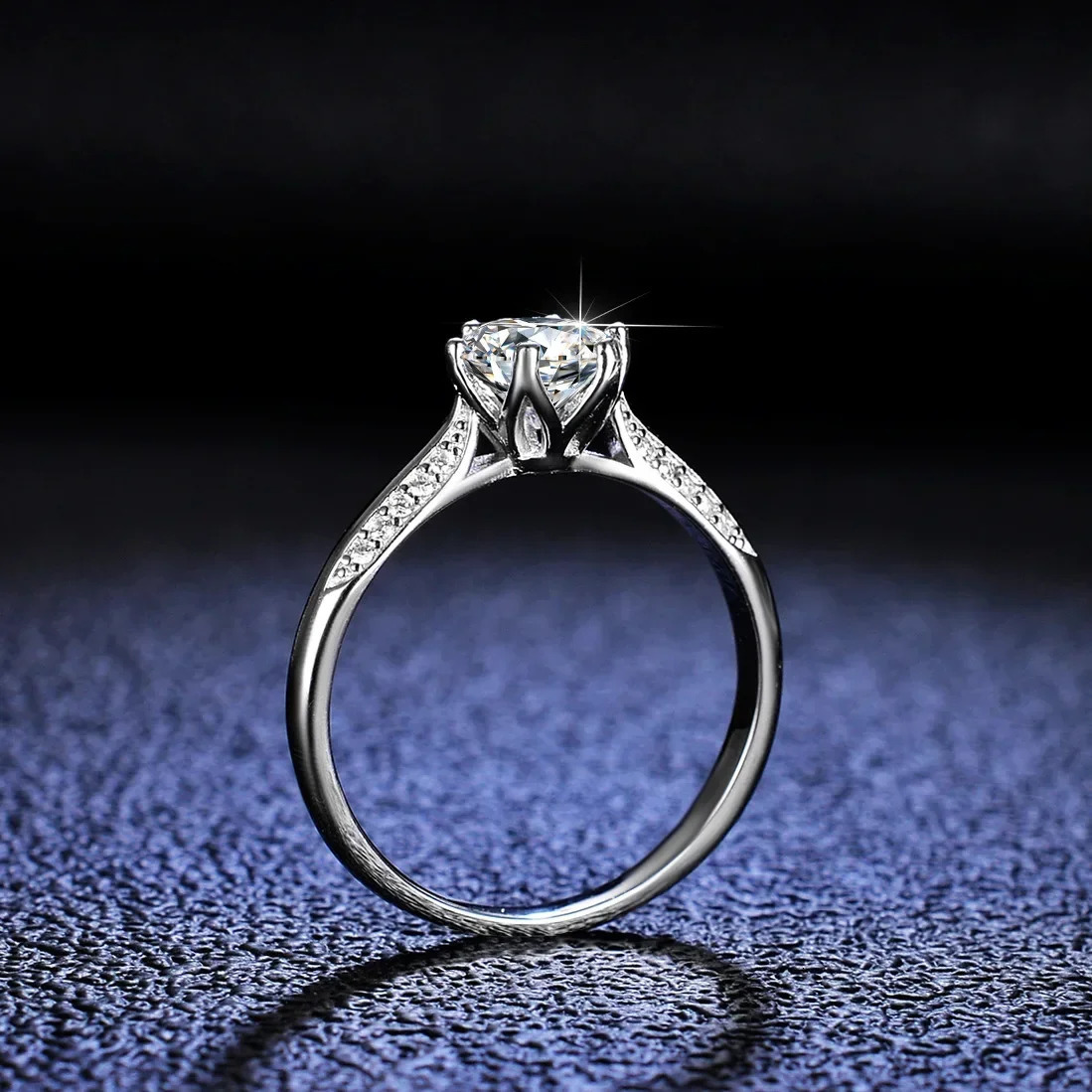 Platinum PT950 Diamond Ring Wedding Recommended Ring Six Claw Diamond Ring 241007