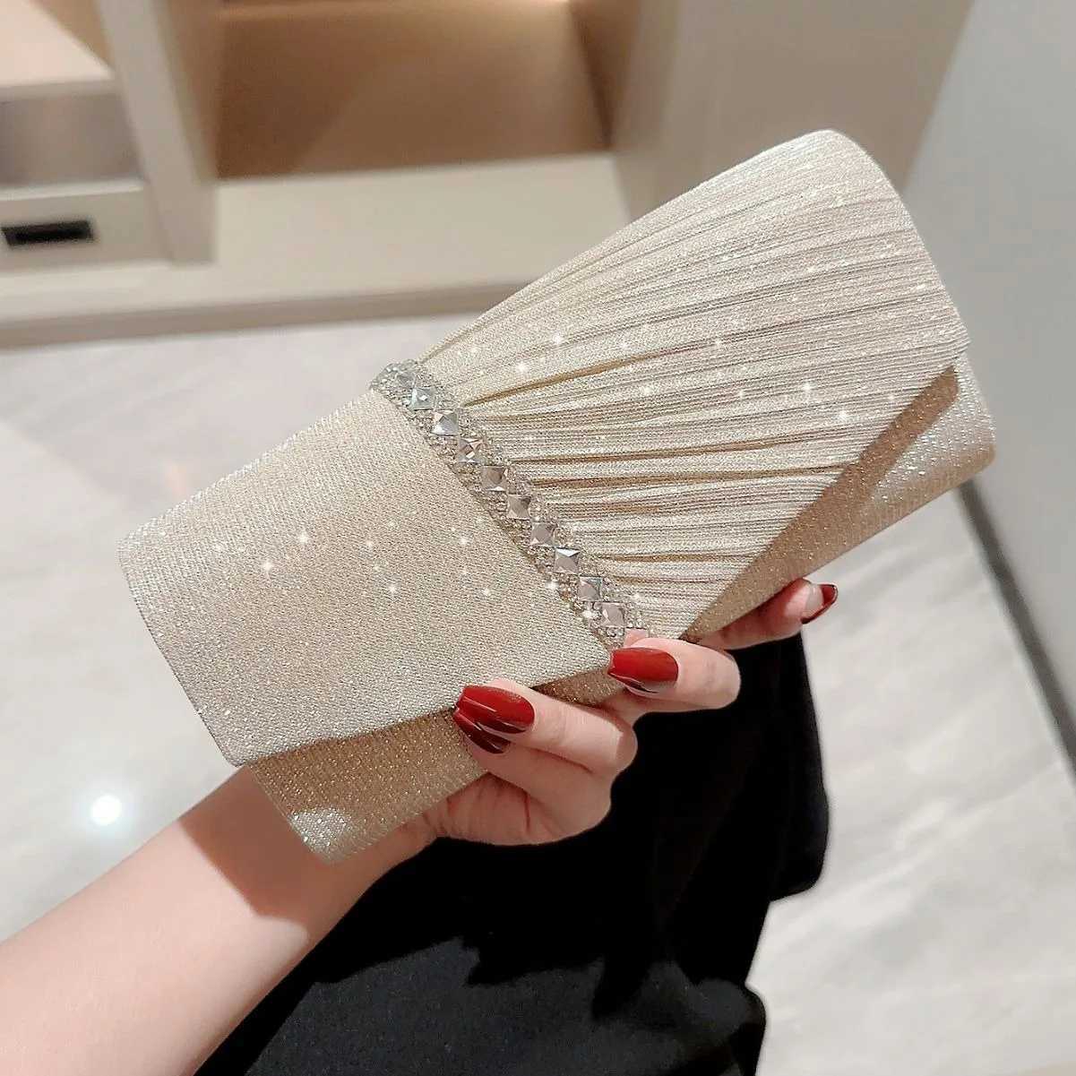 Womens Evening Clutch Bag Luxury Shining Rheinstone Letter Package Banquet Wallet Chain Diagonal Shoulder Bag 2024 Y241019