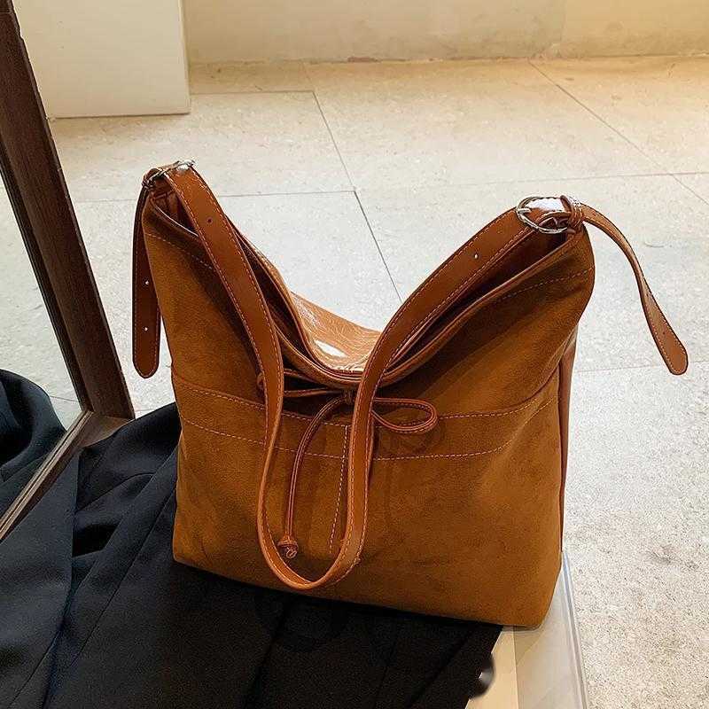 CMM Leisure Commuting Suede Large Capacity Bag for Women New Autumn and Winter Single Shoulder Crossbody Bag Tote Bag