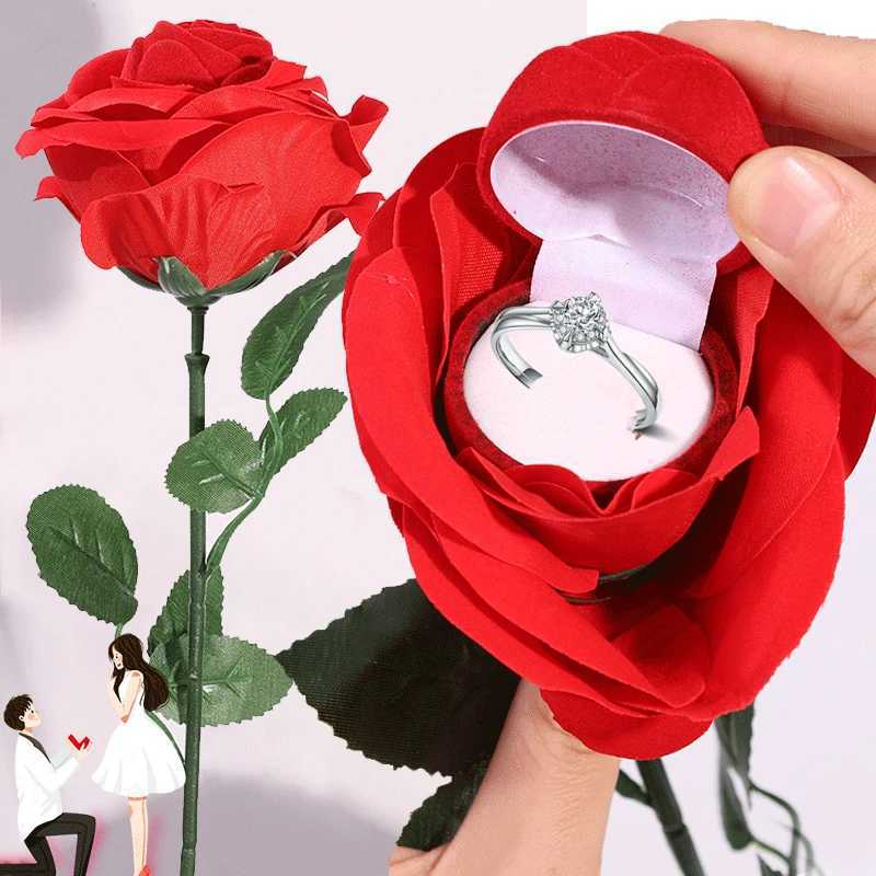 Romantic Rose Ring Box Red Velvet Rose Earrings Display Stand Gift Box Bridal Engagement Jewelry Storage Box W241019