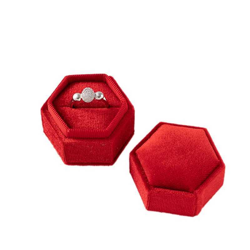 Velvet single ring box gift jewelry organizer packaging for wedding celebrations engagement displays storage supplies accessories W241019
