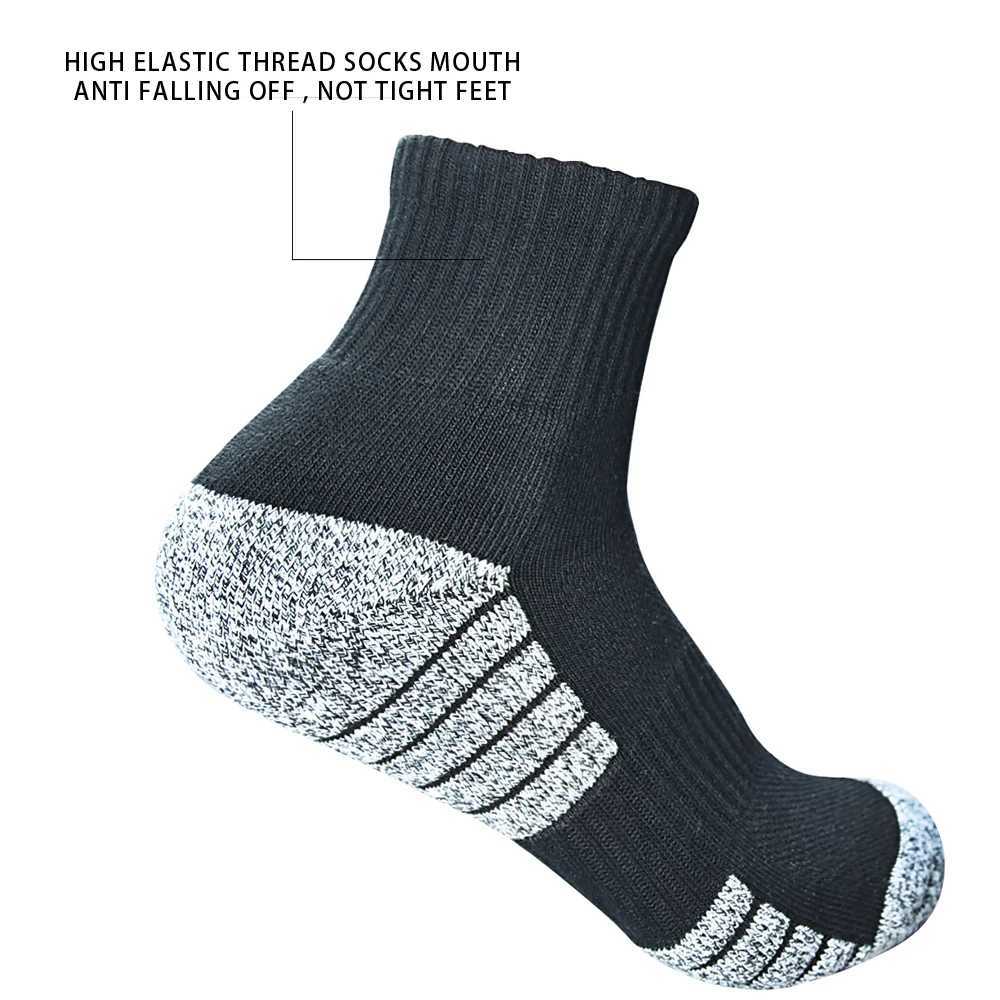 3 Pairs Thick Towel Base Autumn Winter Men Socks Breathable Cotton Sports Sock Breathable Deodorant Men Outdoor Running SocksXJ241019