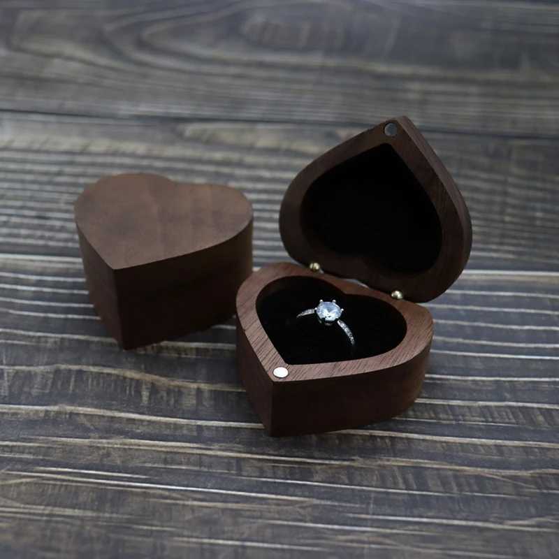 Black walnut engagement ring box solid wood heart-shaped ring organizer used for proposing wedding ceremony gifts W241019