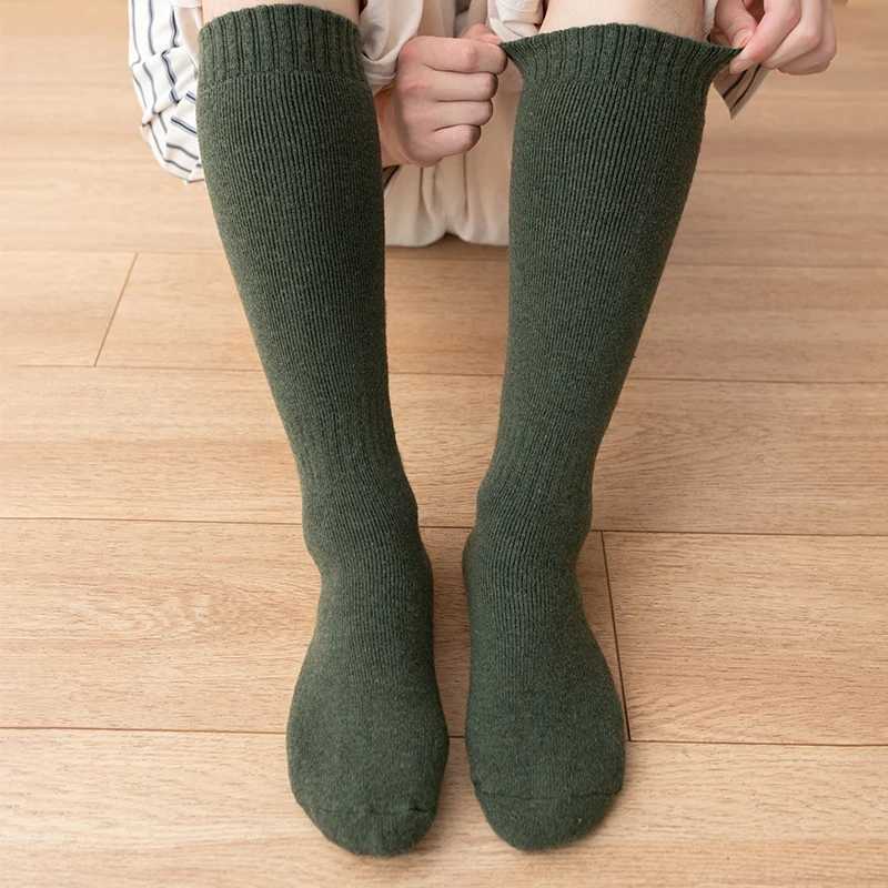 1Pairs Wool Knee-high Stockings Mens Winter Thicken Warm Harajuku Casual High Sock Soft Comfortable Breathable Long Socks ManXJ241019