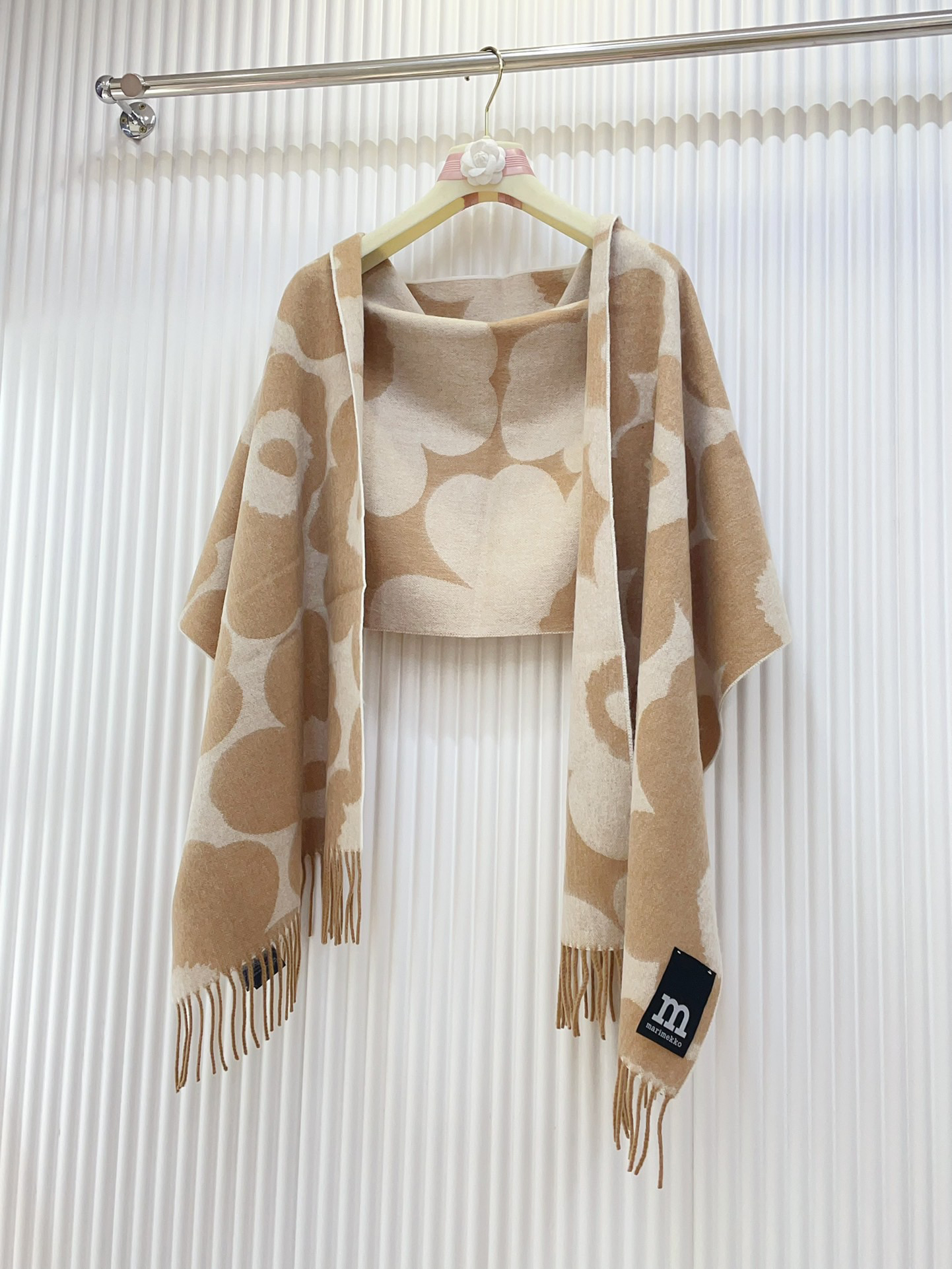 5A Cashmere Scarves… - image