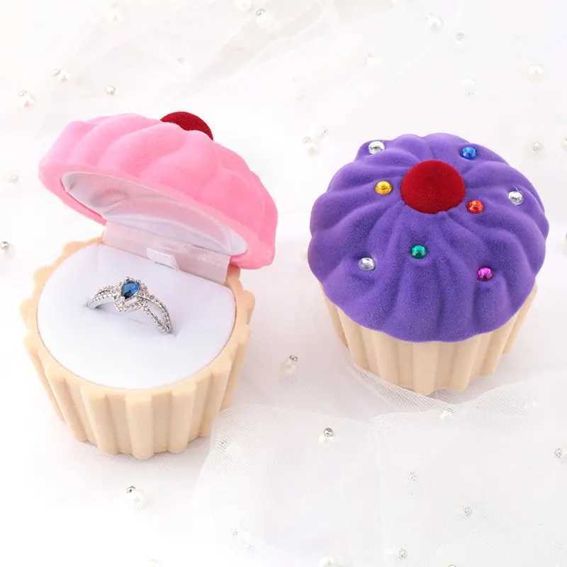 1 cute cake gift box holder jewelry box velvet wedding ring box earrings necklace display and packaging 2 colors W241019