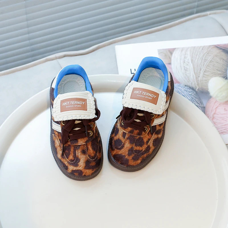 Childrens Casual Sneakers Size 2636 Leopard Boys Girls De Training Shoes Four Seasons Models Hundred Nonslip Kids Board 241018