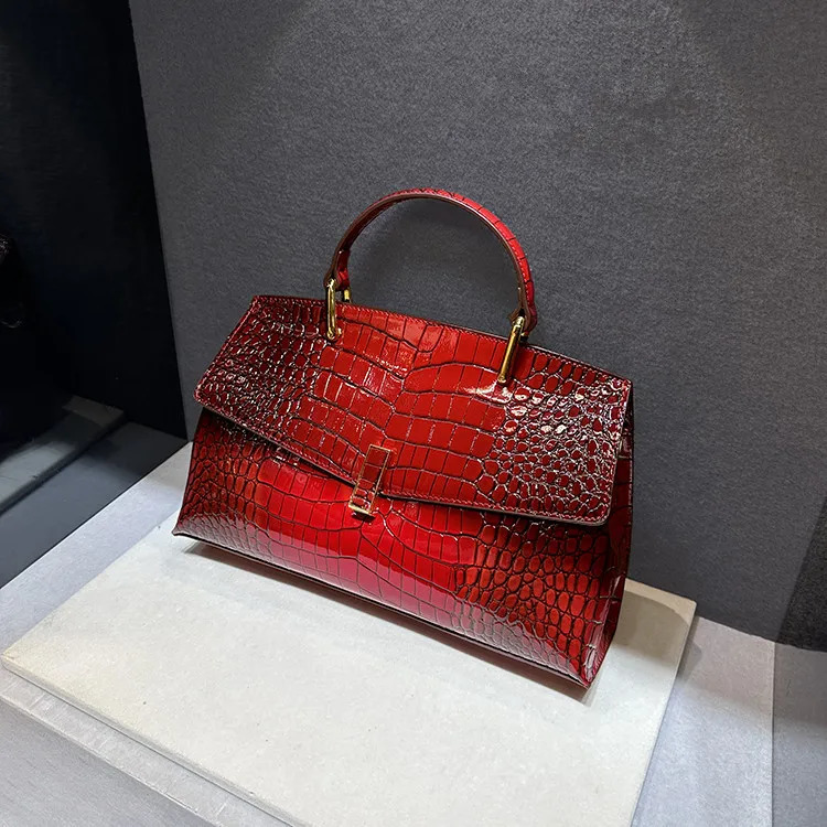 and fashionable leather womens handbag with pattern womens shoulder messenger red bag large capacity portable shell bag 241018