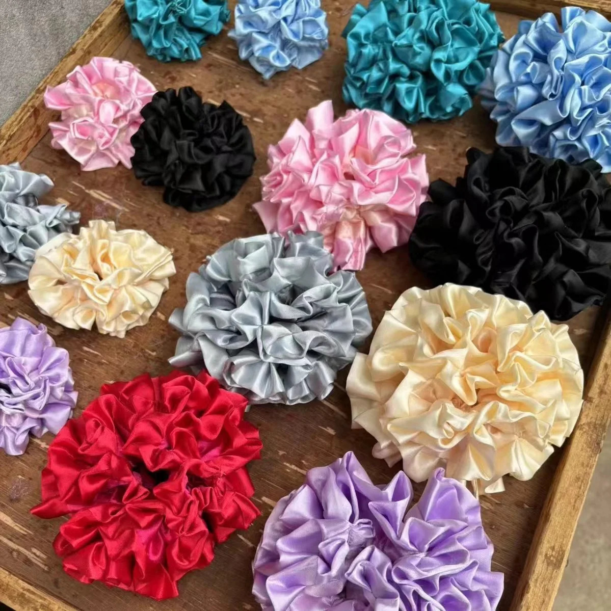 Korean womens colorful elastic headband tie hair strands large floral satin hair rope charming ponytail hair accessories 241018