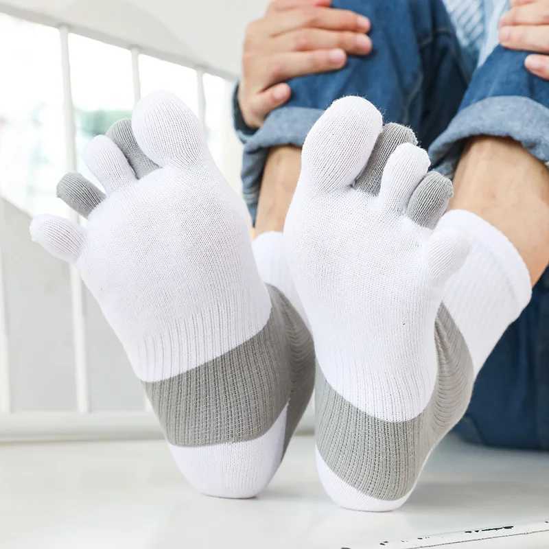 5 Pairs Mens Split Toe Socks Autumn Winter Thick Sports Compression Sweat absorbing Anti friction Cotton 5 Finger Socks FashionXJ241019