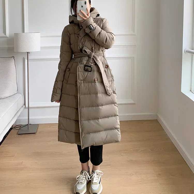 Winter New European Fashion Womens Down Jacket Loose Commuting Casual Windproof Hooded Slim Fit White Duck Down ParkasX241019