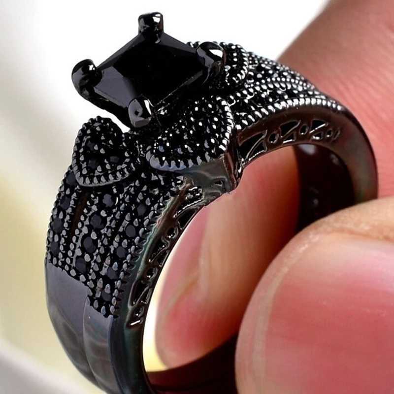 Fashion Jewelry Lover Gift Couple Ring Female Black Rhinestone Female Ring Set Fashion Mens Stainless Steel Ring Set Y241019