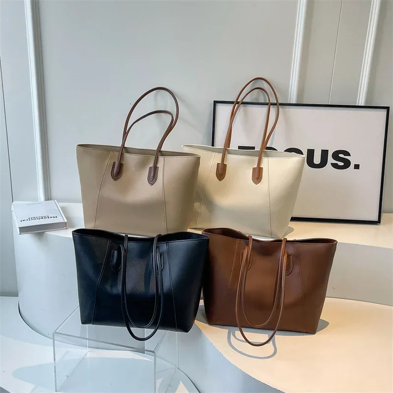 selling sewing thread Pu zipper womens handbag 2024 fashionable womens makeup shoulder bag 241018