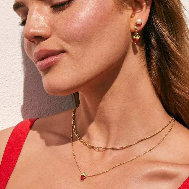 ly arrived jewelry gold claw inlaid with multi-color zircon fruit necklace womens casual daily model eye shadow necklace 241018