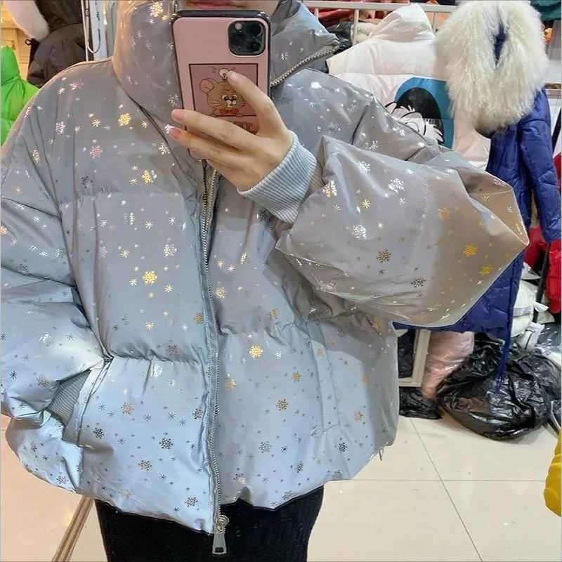 Women's Down Parkas Winter womens T-shirt oversized reflective jacket warm womens jacket snowflake sequin Parka cotton padded jacket Y240824IE6N