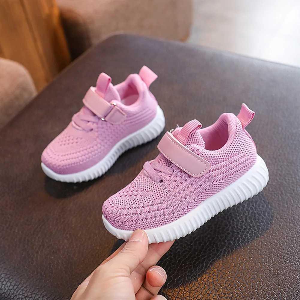 Athletic Outdoor Childrens sports shoes anti slip running flexible and breathable casual shoes for children H241019