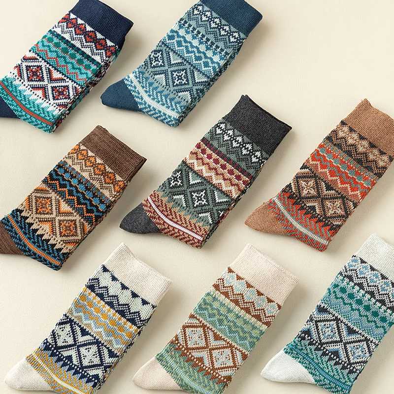 Socks mens autumn and winter in the tube cotton socks double needle double road retro national wind thicken sweat-absorbing odoXJ241019