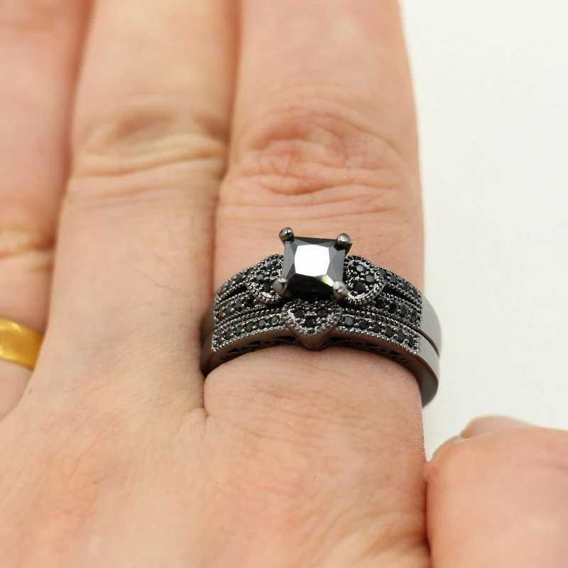 Fashion Jewelry Lover Gift Couple Ring Female Black Rhinestone Female Ring Set Fashion Mens Stainless Steel Ring Set Y241019