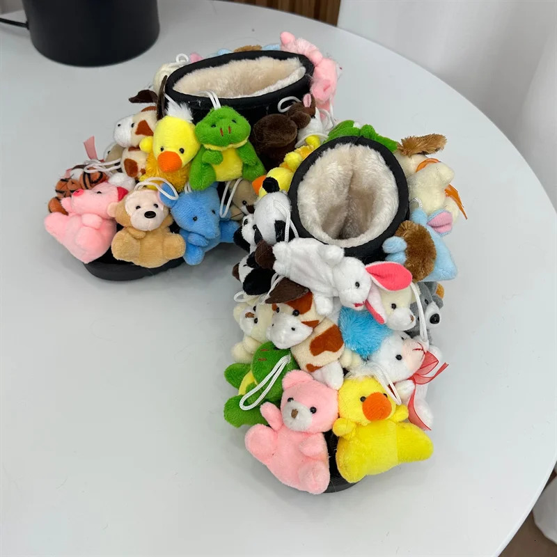 Winter snow boots childrens teddy boots covering the fluffy calf platform filled with animals with cute childrens snow boots 241018