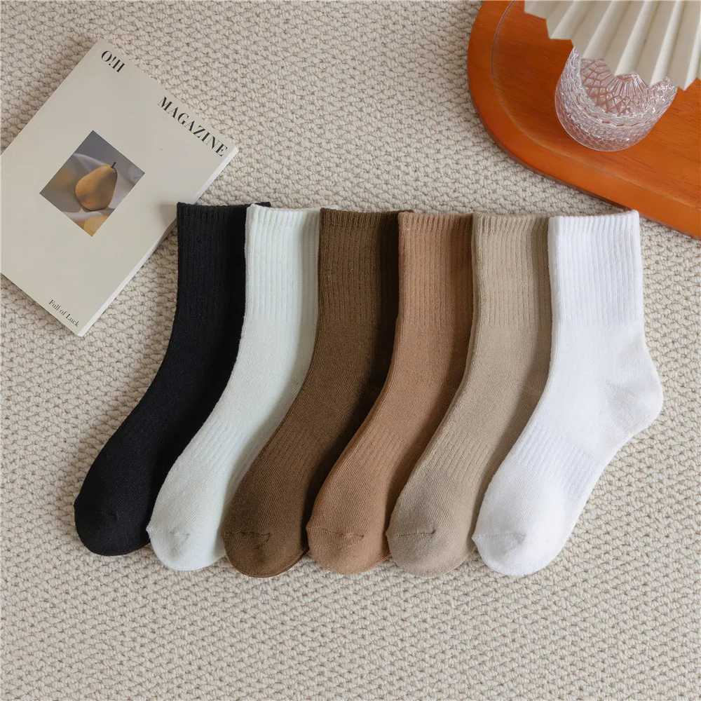 1pr Warm Autumn Winter Terry Earth Color Series Brown Color Thick Winter Womens Athletic Socks Womens Mid Tube StockingsXJ241019