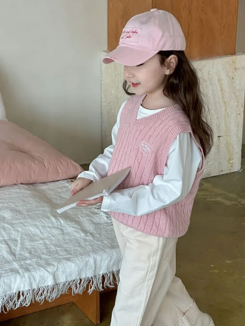Girl Spring/Autumn One Piece Tank Top Sweater Knitted Cute Full Match Outdoor Loose Soft 241019