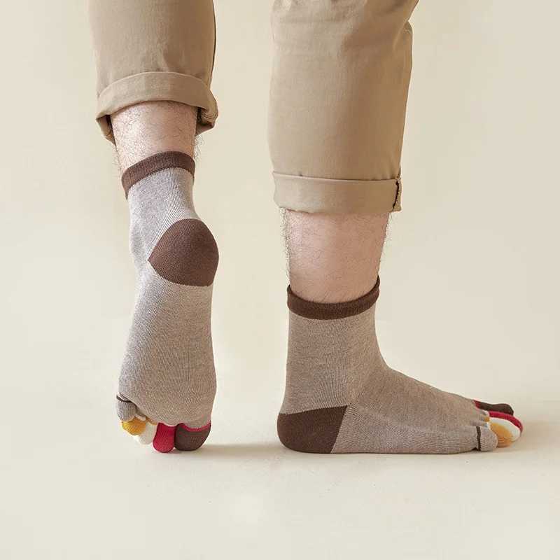 Fashion Men 5 Finger Cotton Tube Socks Autumn Winter Colorful Breathable Toes Sock Mens High Quality Sock Gifts For MenXJ241019