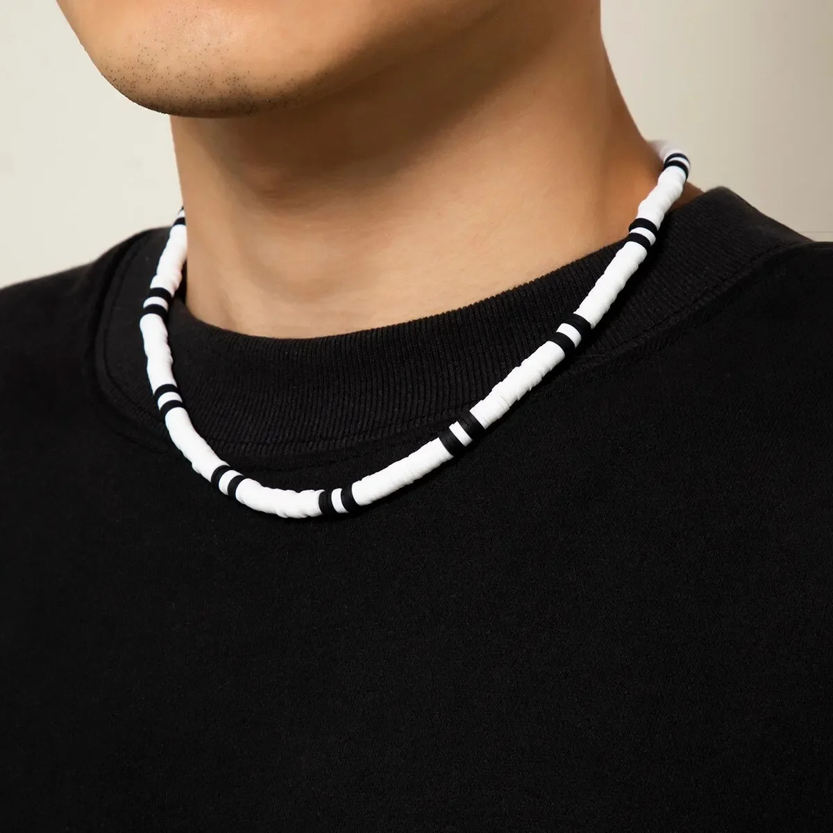 Simple polymer clay black and white necklace for mens summer retro short clavicle chain party jewelry gift 241018