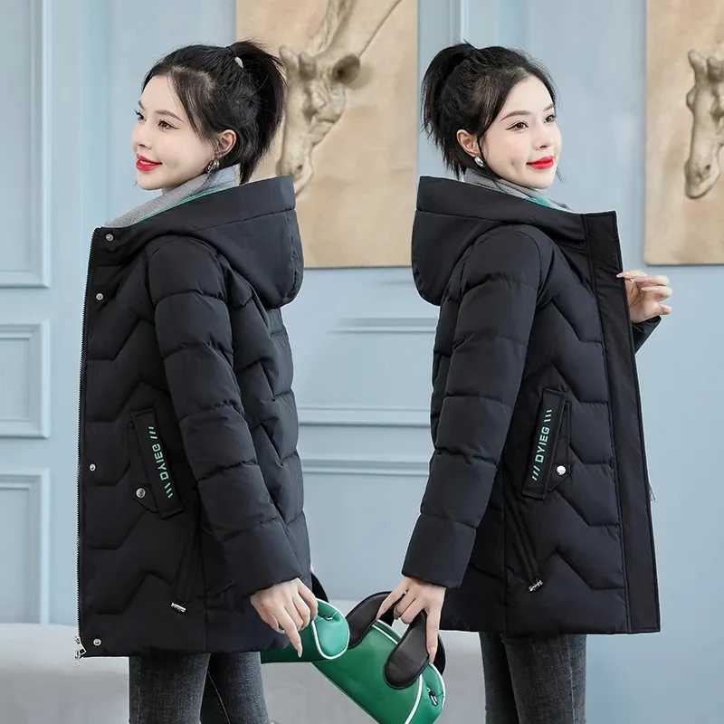New Winter Printed Letters Women Jacket Long Hooded Parka Cotton Padded Jacket Female Parkas Casual Warm Outwear Snow Wear CoatsX241019